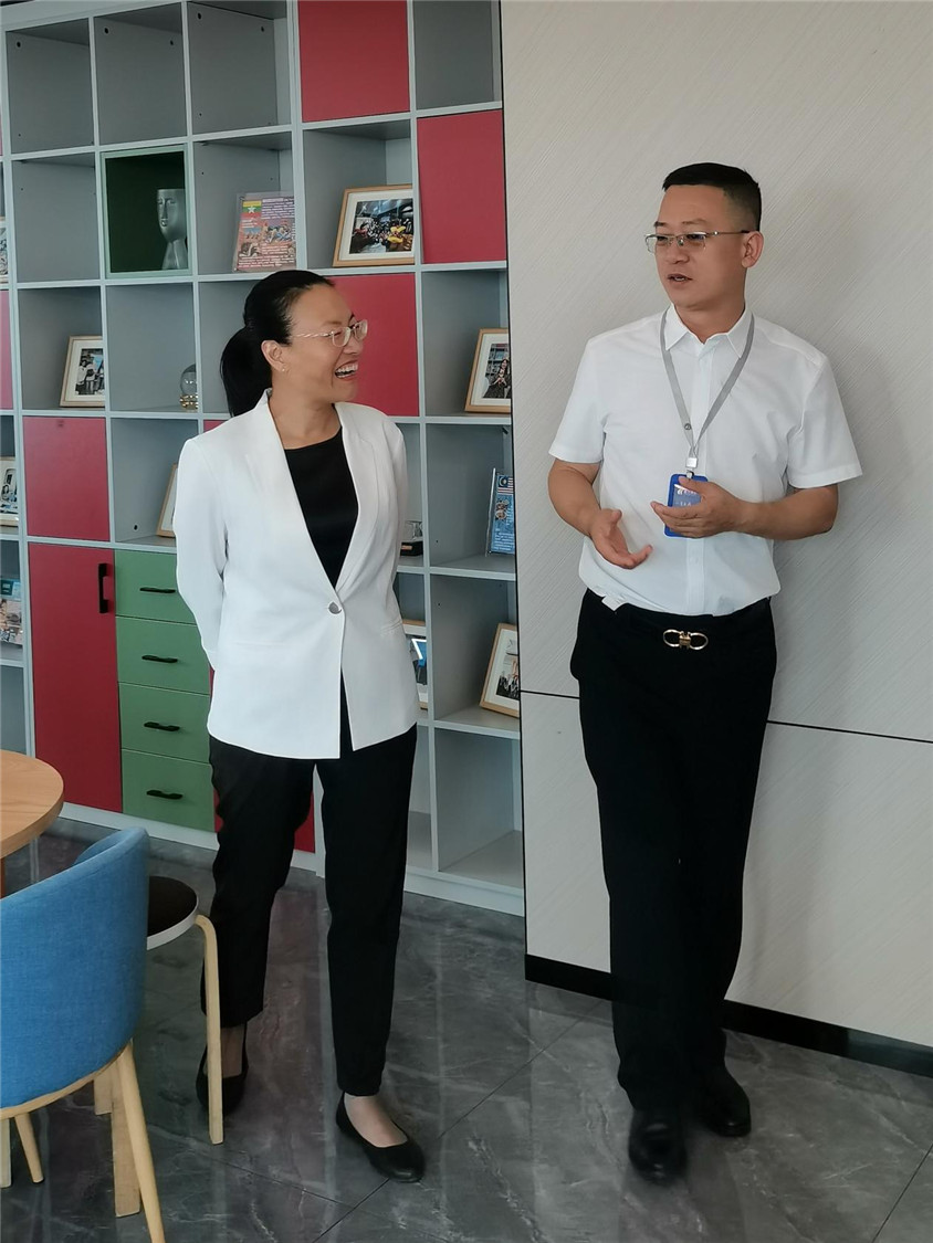 区向导莅临指导，，相助助力自贸港