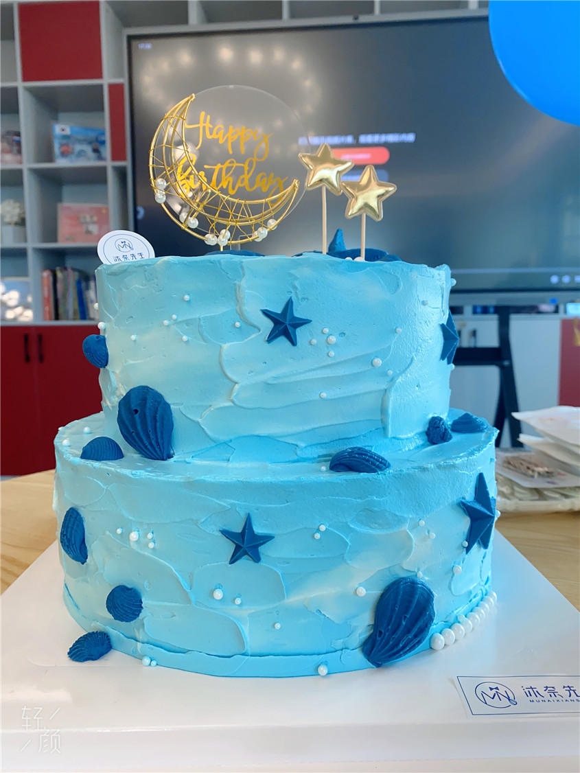 快乐之蓝，，最先绽放